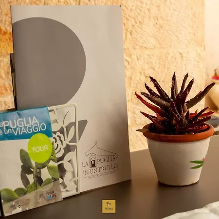 Petralu By La Puglia In Un Trullo *